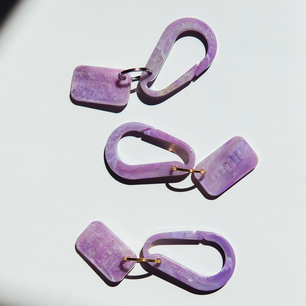 Müll Club Calpol Recycled Plastic Carabiner Clip