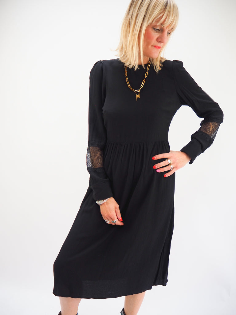 Preloved Zara Lace Sleeve Dress Size Small