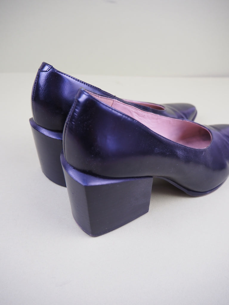 Preloved Clarks Stack Heel Court Shoe Size UK5.5