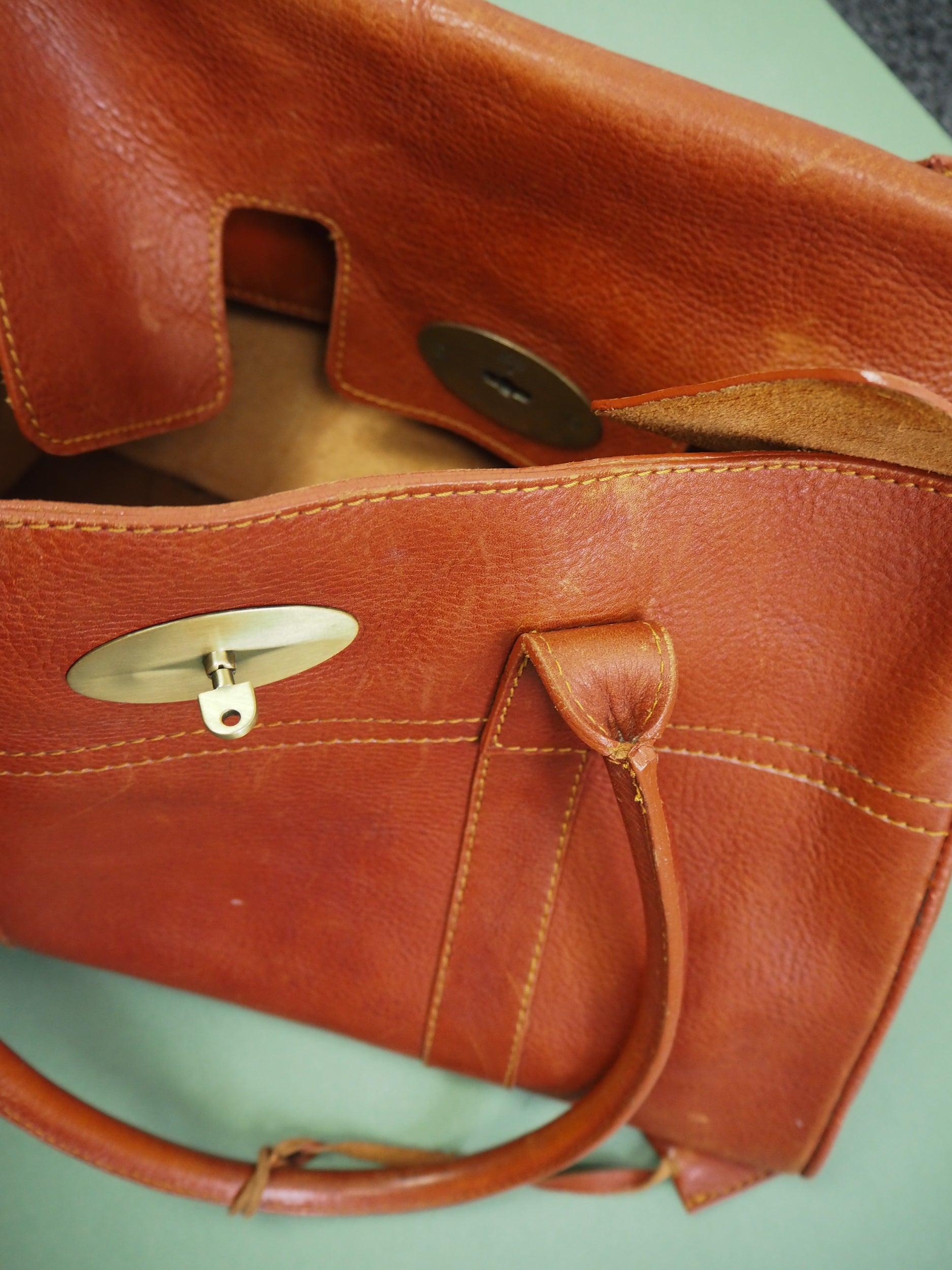 Mulberry Classic Bayswater: Real vs. Fake, How to Authenticate